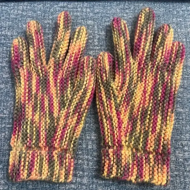 彩色羊绒毛线手工编织冬季保暖骑行手套