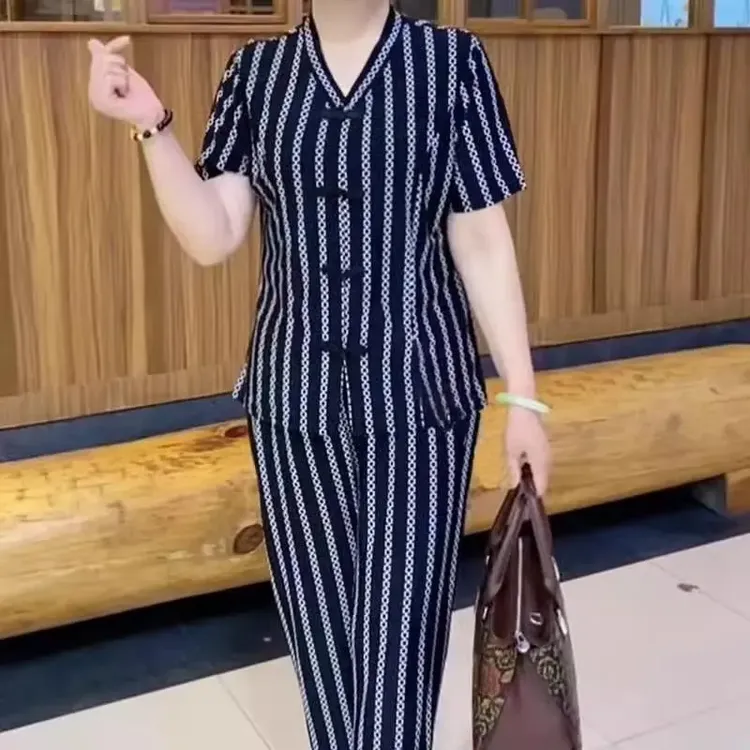 【1万人好评】春夏新款短袖套装妈妈宽松休闲条纹时尚洋气两件套