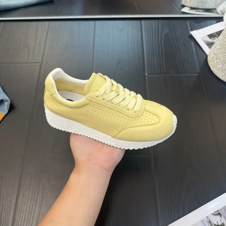 IG/IGY增高4CM2025夏季新款轻奢爆款多巴胺百搭休闲透气女鞋6319