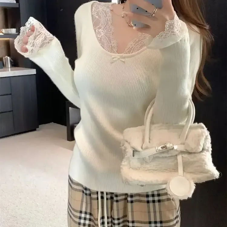秋冬纯欲风蕾丝拼接针织衫女网红修身显瘦内搭性感打底衫毛衣上衣