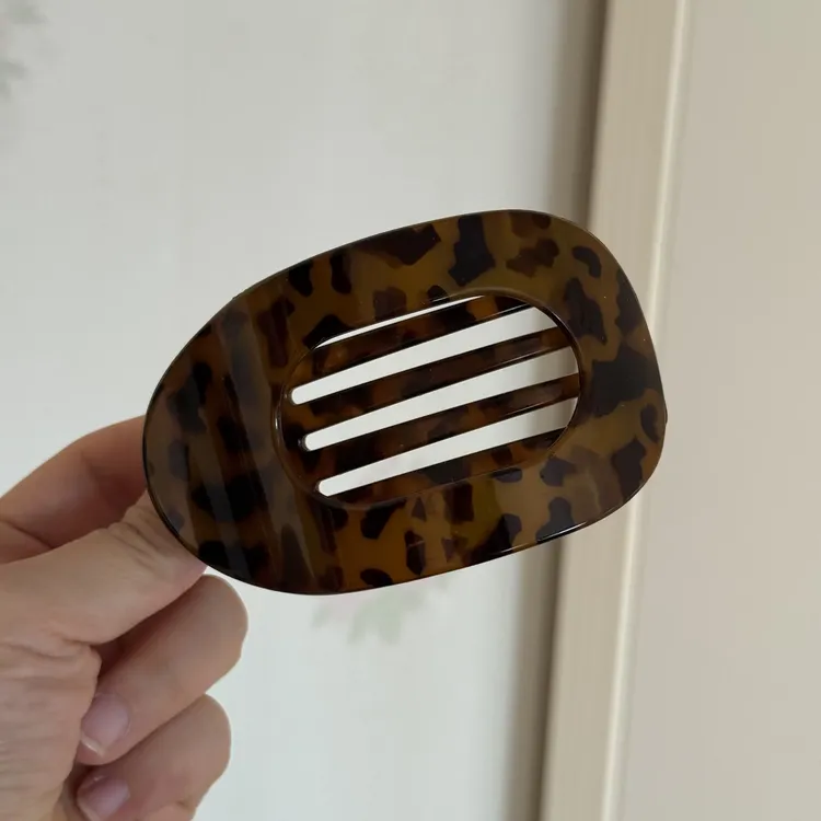 新款韩系时尚百搭弧形扁平抓夹网红复古发夹ins精致盘发神器发饰