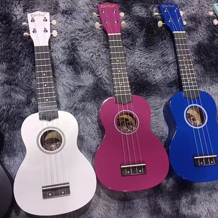 适合初学者的可弹奏尤克里里音乐玩具入门级乐器