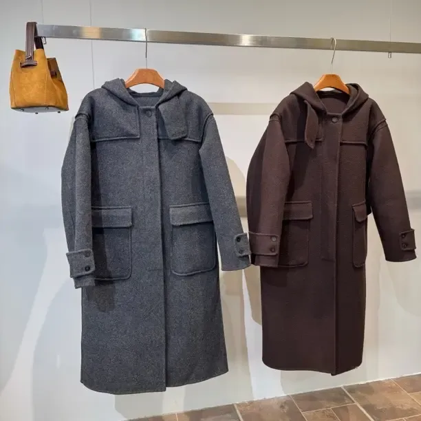 大衣是韩国原单，95%羊毛+5%羊绒的，