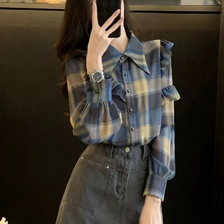 蓝色格子长袖衬衫女2025年春秋新款复古宽松减龄短款衬衣上衣显瘦