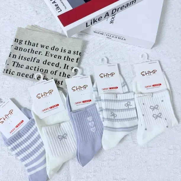 秋冬美拉德色系纯棉女士中筒袜浅蓝防臭透气百搭韩版长袜