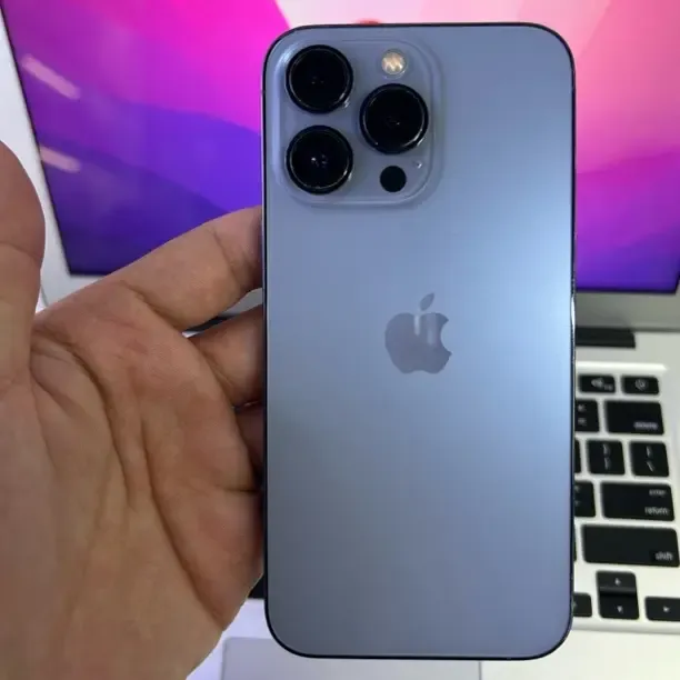 9新 Apple/苹果 iphone 13 pro新款高清屏高刷 原生老系统 换电池