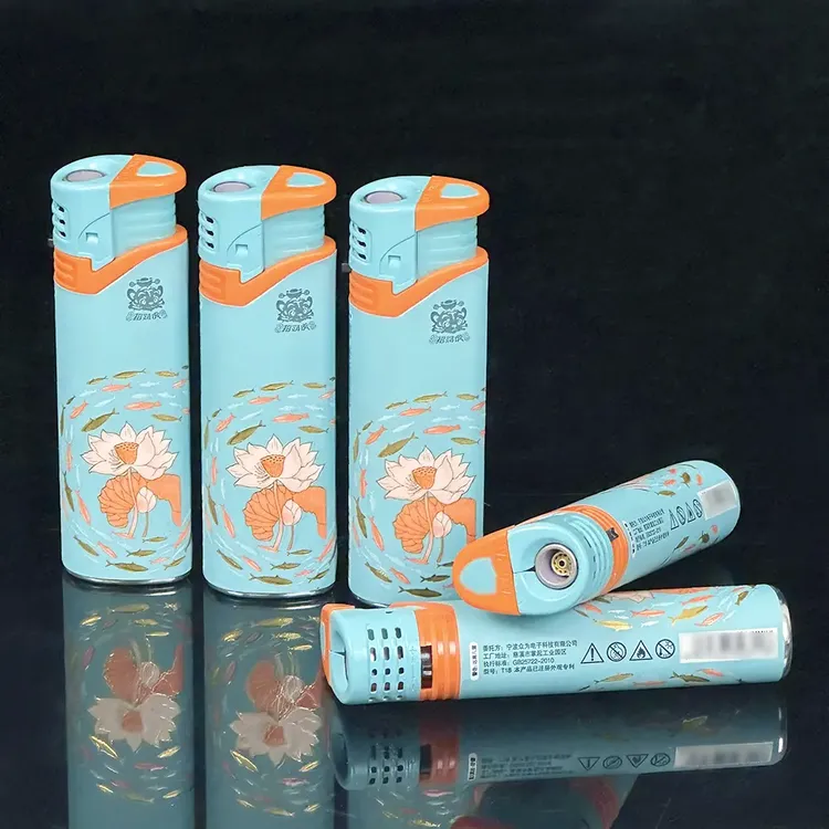 新款金属直冲防风打火机便宜批发铁壳防爆高档耐用打火