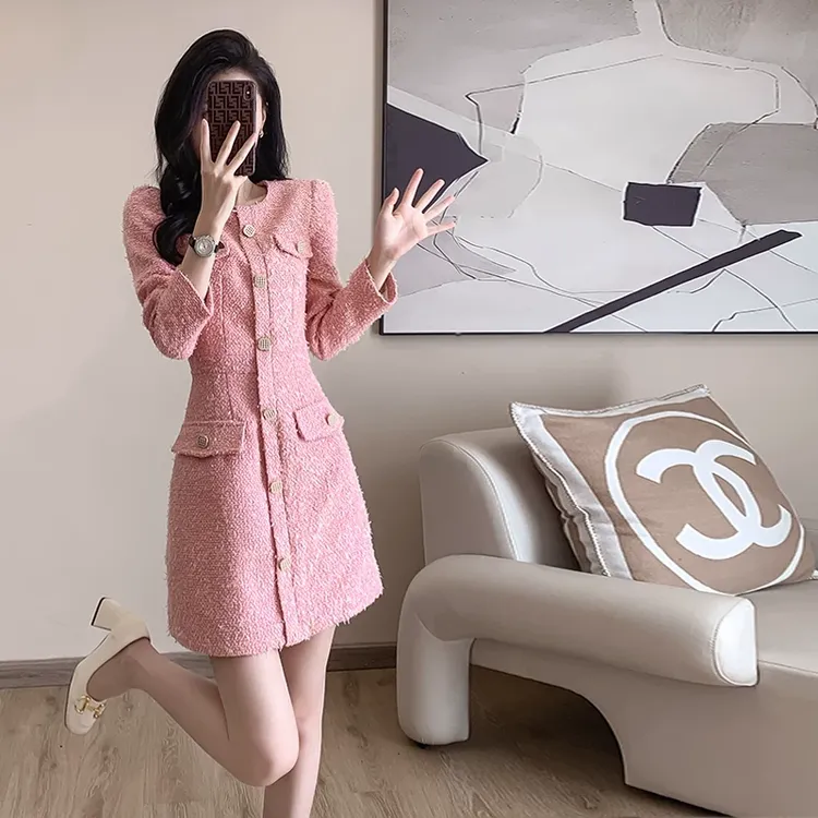 长袖高端裙子女气质女神范名媛高冷御姐风秋装小香风连衣裙高级感