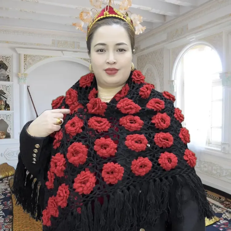 手工编织蕾丝玫瑰披肩材料包钩针毛线编织材料非成品女士手工
