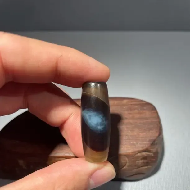 凤眼 缠丝玛瑙 珠子