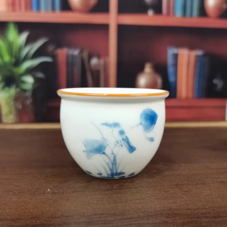 翠鸟缸杯，瓷品茗杯功夫茶具个人专用主人杯手工打造，纯手工手绘
