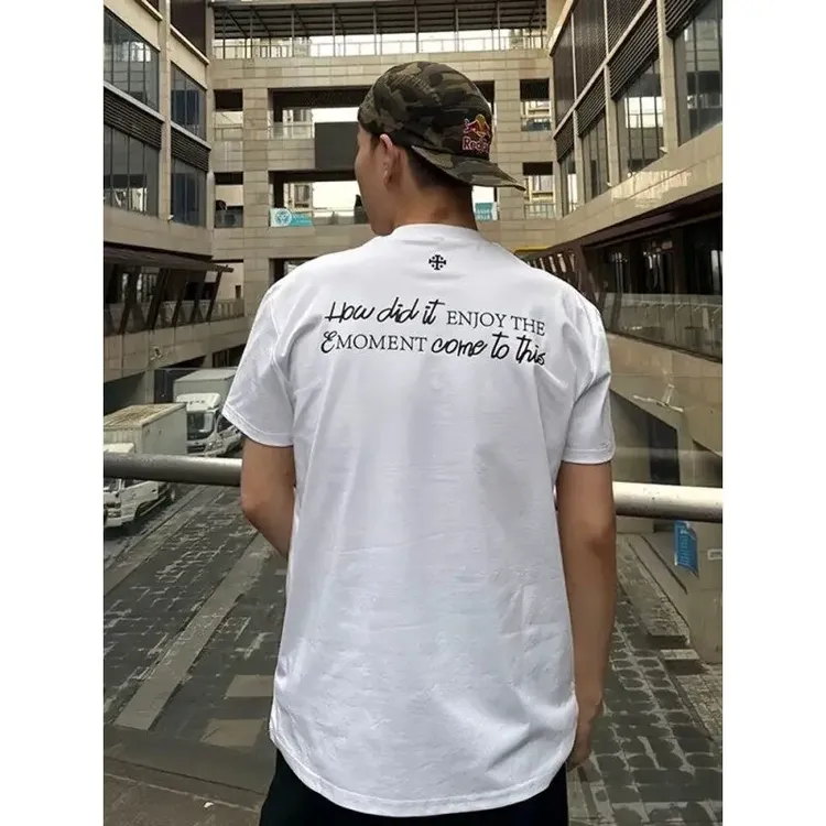 何以至此刺绣标语印花短袖男款夏季索罗娜凉感T恤小领口显壮半袖