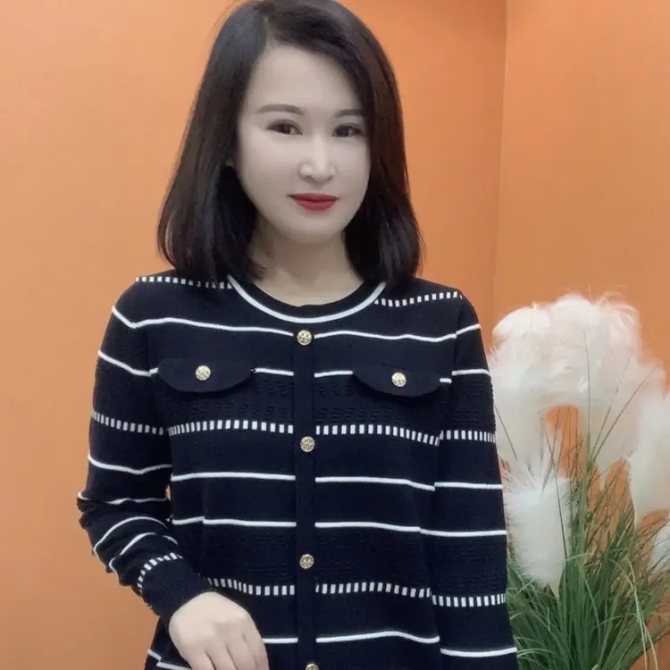 24232新款百搭舒适针织衫