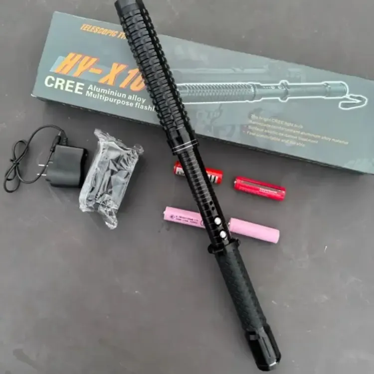 户外多功能强光防身手电筒可照明防骚扰还能驱狗赶猪