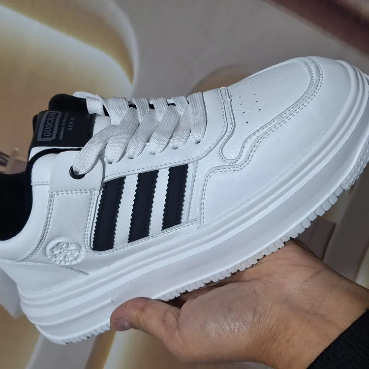 冬季爆款加绒保暖男士厚底时尚休闲运动板鞋