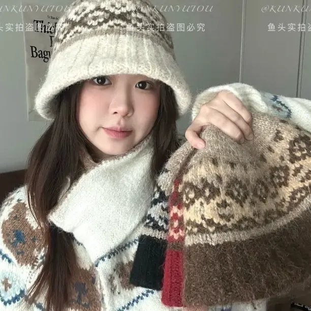困困鱼头 新款～费尔岛提花日系盆帽秋冬保暖显脸小针织渔夫帽潮