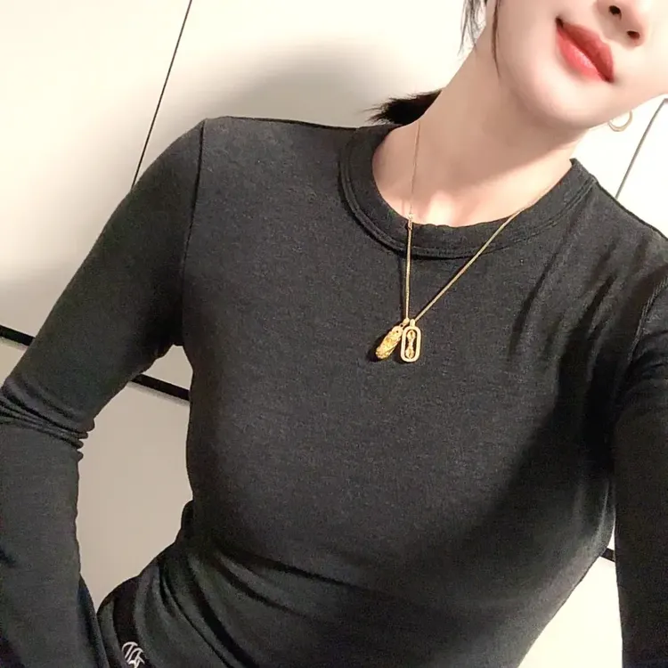 针织显瘦染色T恤刺绣女士极简风内搭女长袖性感风