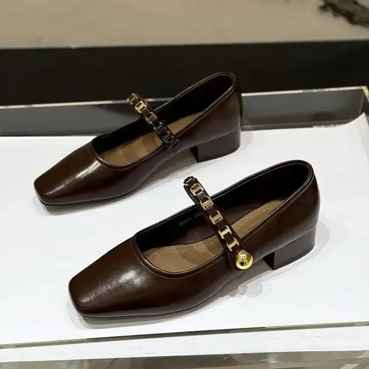 法式仙女方头粗跟浅口单鞋女2025新款春秋季穿百搭玛丽珍小皮鞋