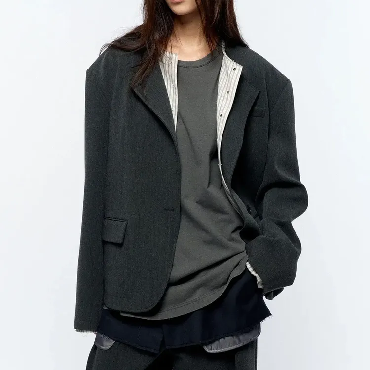 YOEYYOU假两件西装外套26春新品设计款立裁廓形翻领条纹拼接西服