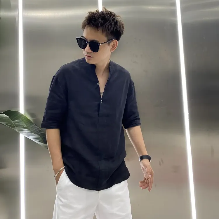 亚麻立领上衣下摆开叉中袖衬衣夏季休闲百搭个性轻奢五分袖衬衫男
