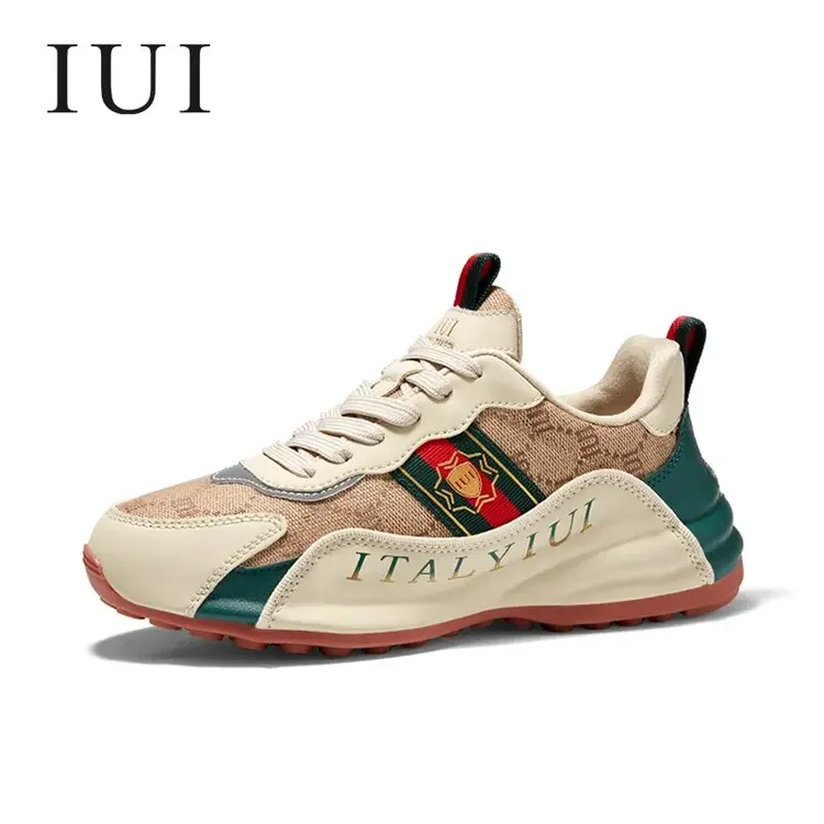 IUI新款高端轻奢情侣男士休闲运动百搭舒适潮鞋运动鞋时尚6002