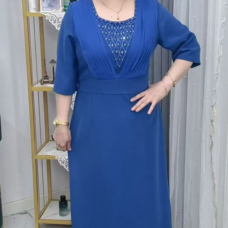 秋季新款蕾丝拼接高圆领收腰显瘦气质中长连衣裙