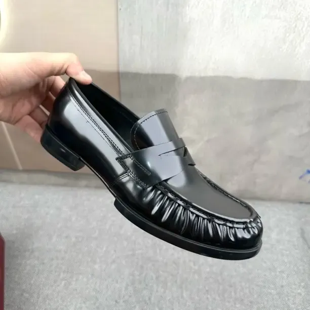 新款透气潮流真皮一脚蹬商务休闲男士英伦风乐福鞋