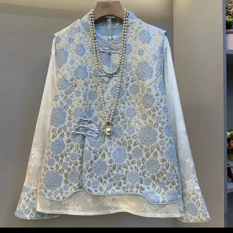 秋冬大码女装胖妹妹新中式盘扣提花显瘦宽松马甲