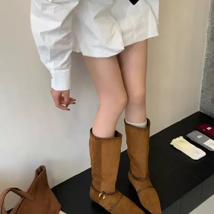 2025美拉德新款设计感绒面堆堆靴