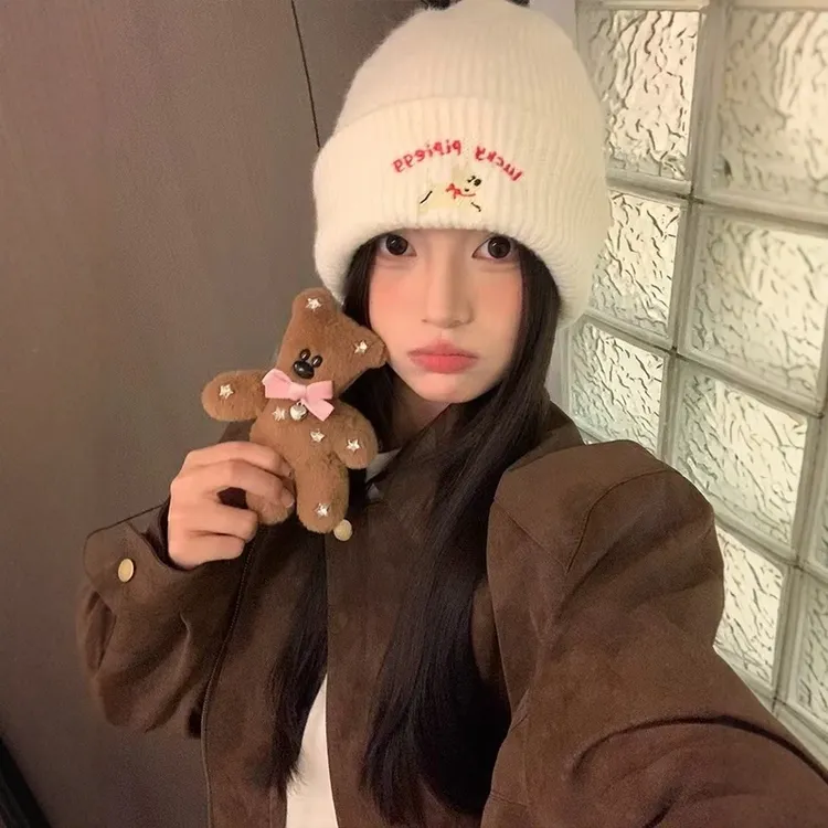 韩版可爱百搭刺绣针织毛线帽女加厚保暖秋冬新款显脸小包头帽白色
