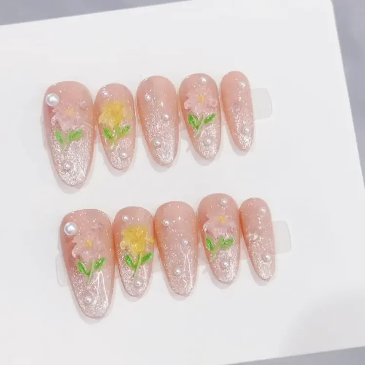 【冰透百合】纯手工冰透显白立体雕花中椭圆穿戴甲