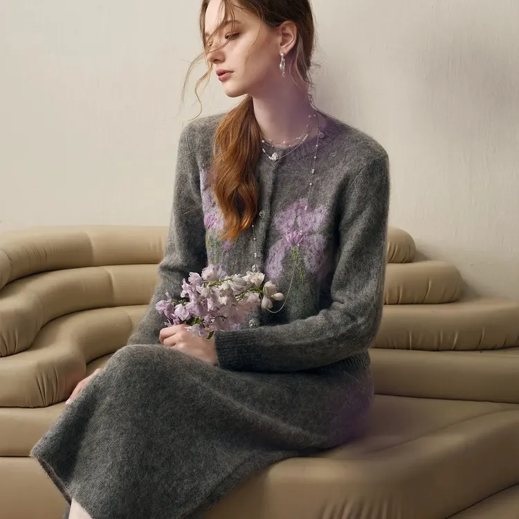 送八斤花生油 意大利纱线绵羊毛开衫 灰色提花珠针织毛衣包邮