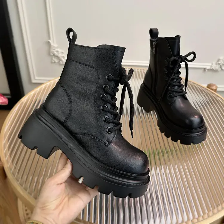 牛皮马丁靴女2025秋冬新款英伦风显高显瘦厚底增高小个子百搭短靴