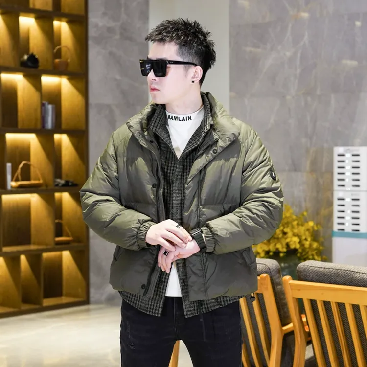 冬装加厚羽绒服男2025新款军绿色拼接假两件外套立领男士保暖上衣