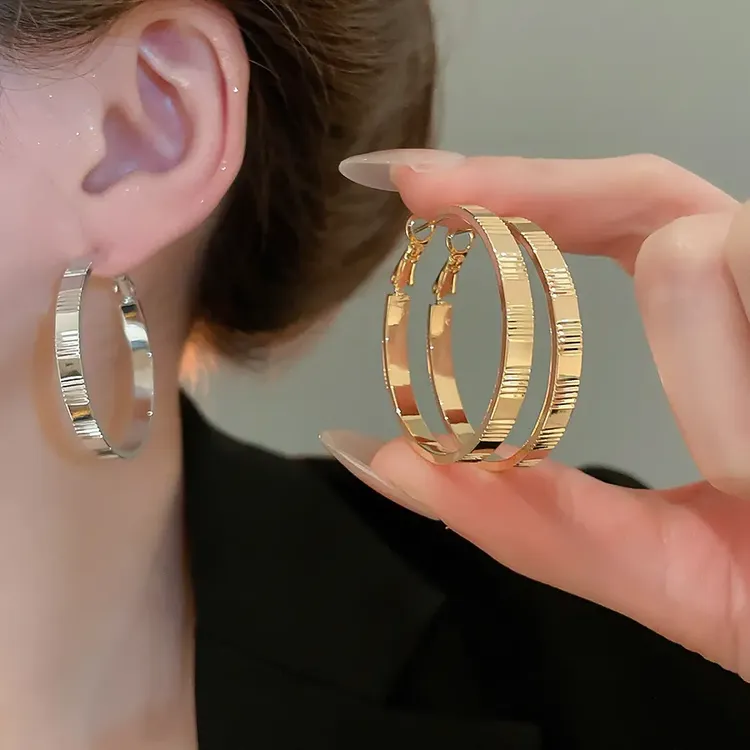 合金耳饰 欧美夸张金属素圈条纹耳圈轻奢高级感气质大气耳饰女