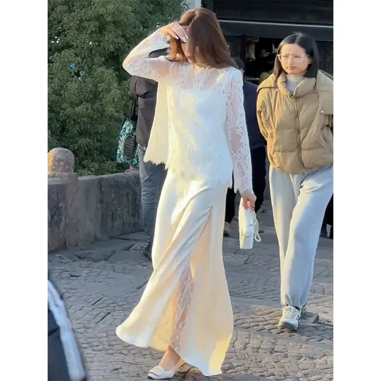 开春穿搭套装2025新款女装高级感蕾丝衬衫垂感高腰半身裙两件套装