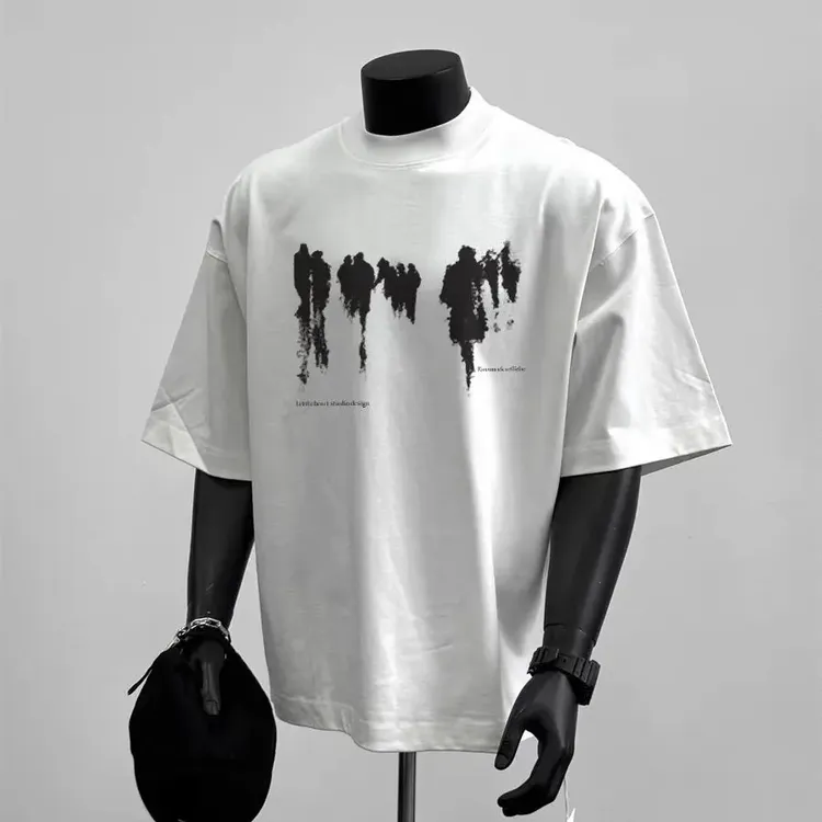 MANVEION美式街头模糊人影纯棉小领口高质感短袖夏季重磅情侣T恤