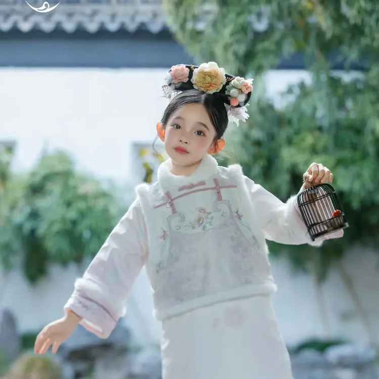 汉服女童中国风加厚套装2025秋冬季新款儿童格格装马甲旗袍拜年服