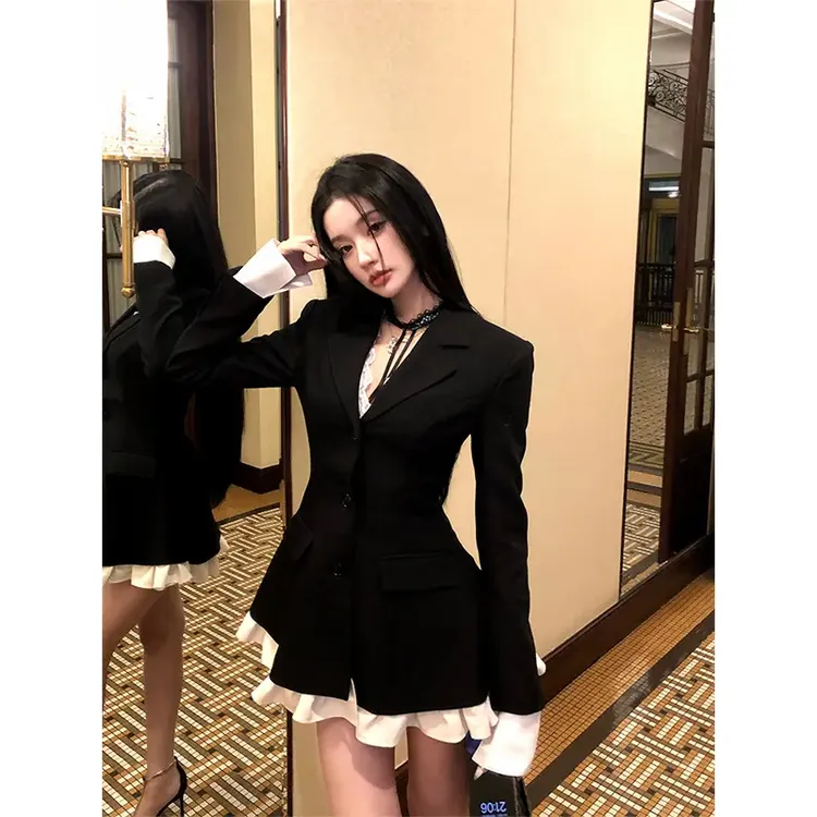 连衣裙女2025春季韩系洋气高级感御姐风黑色v领收腰西装A摆百褶裙