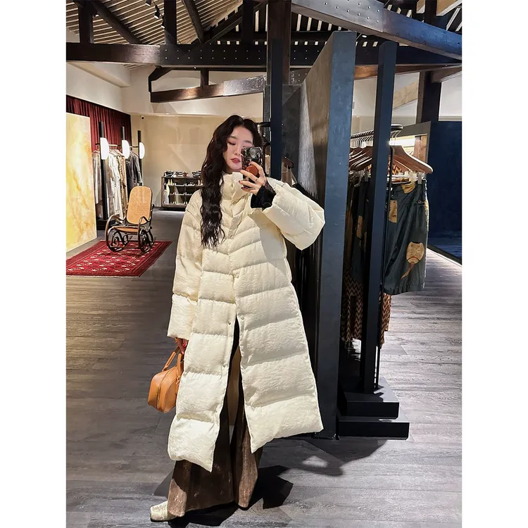 三吉黑花 【暖时】女款2024新款秋冬保暖可拆卸90白鸭绒长羽绒