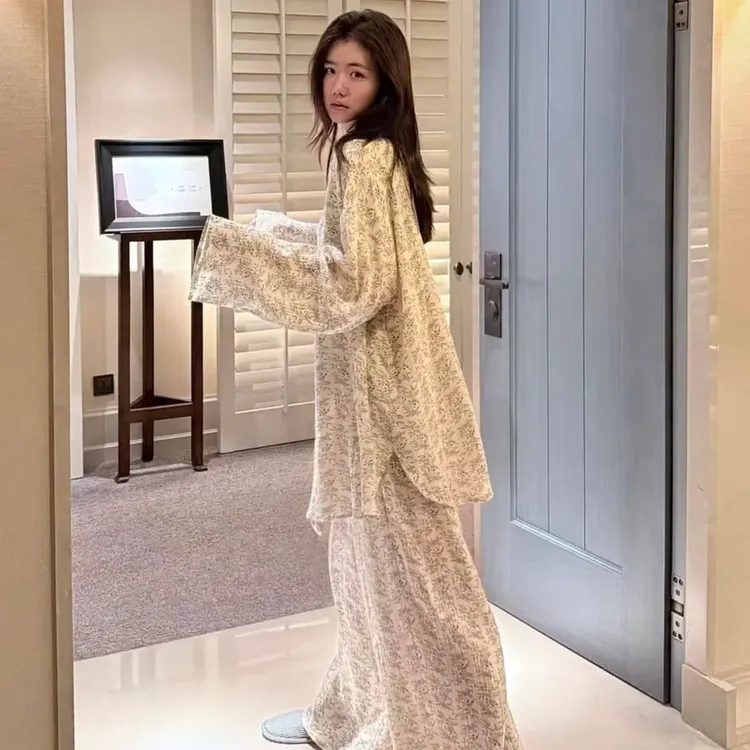 法式优雅慵懒碎花长袖长裤套装女款春秋新款轻奢简约舒适休闲睡衣