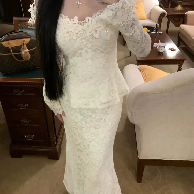 秋冬新款轻奢重工一字肩蕾丝上衣收腰V领鱼尾半身裙两件套女