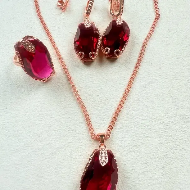 纯铜项链 铜合金水晶 新款时尚精美百搭锁骨链