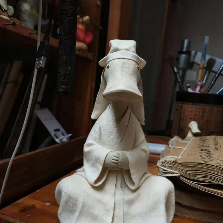 枭起青壤爆火新皮肤披麻戴孝鸭工艺品创意（桧木，陶瓷材质，树脂）