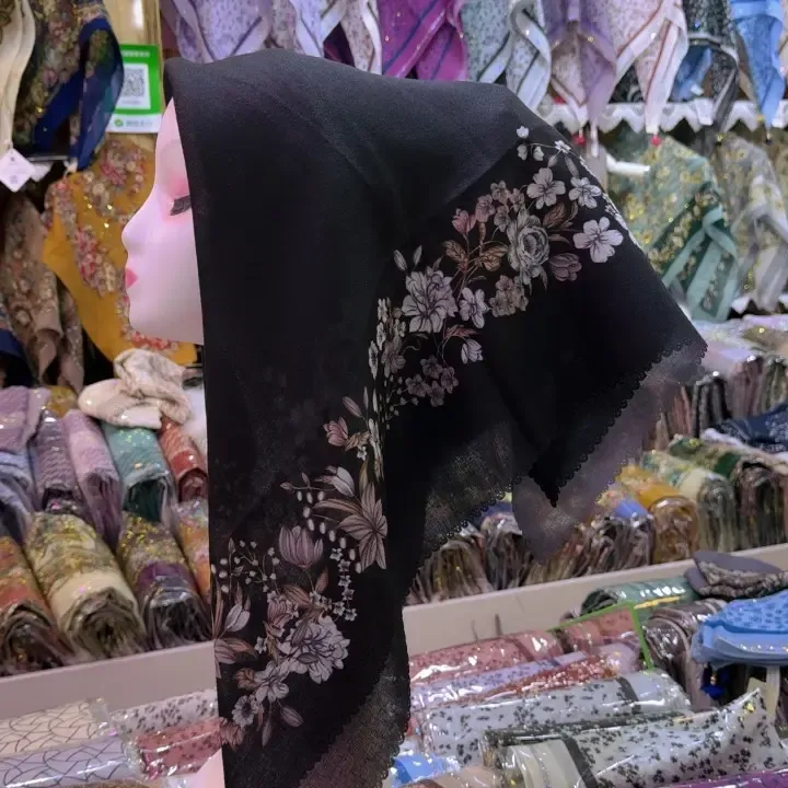 不带钻棉女士百搭洋气护颈方巾丝巾包邮发货