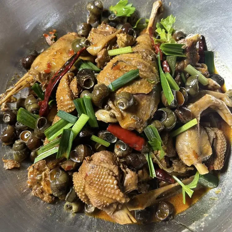 鹅螺丝（铁锅焖大鹅）