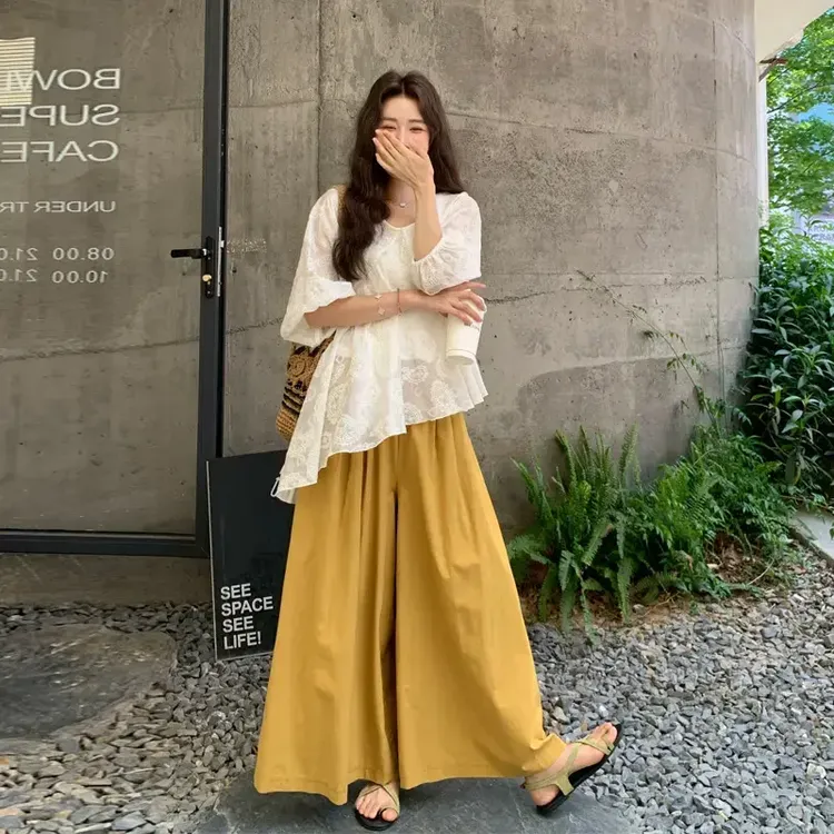 氛围感文艺范套装裤2025女夏新款韩系穿搭不规则绣花斜T阔腿裙裤