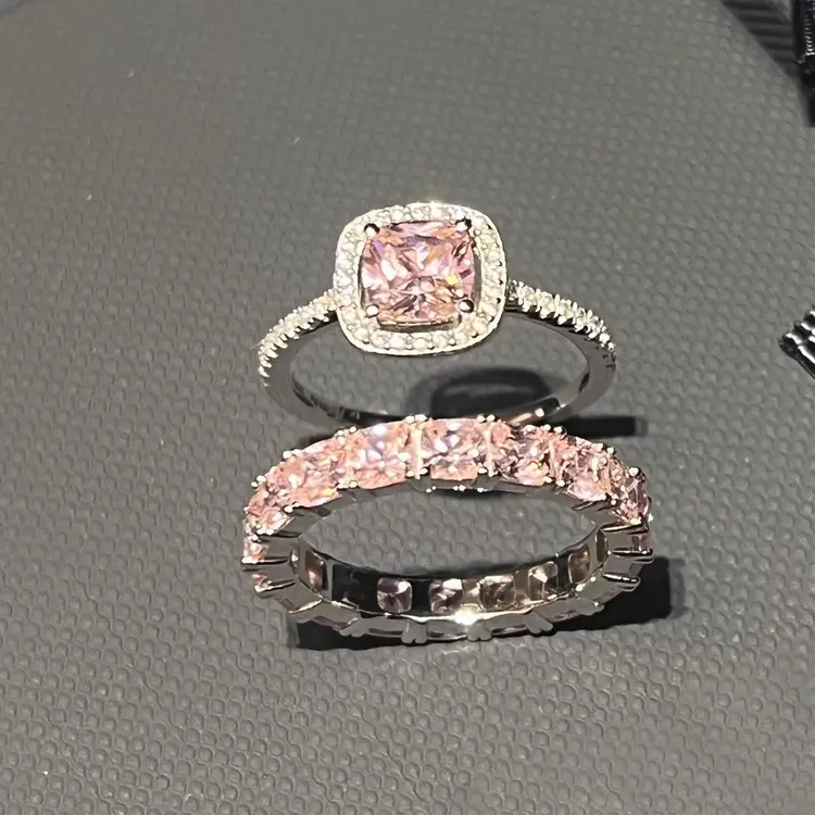 铜合金戒指 公主粉奢华方糖排指女2025年新款小香风高级感指环