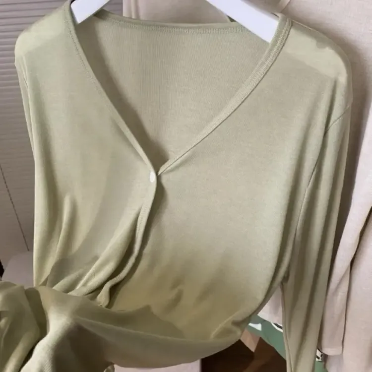 长袖洋气单扣女短外搭防晒打底休闲薄款