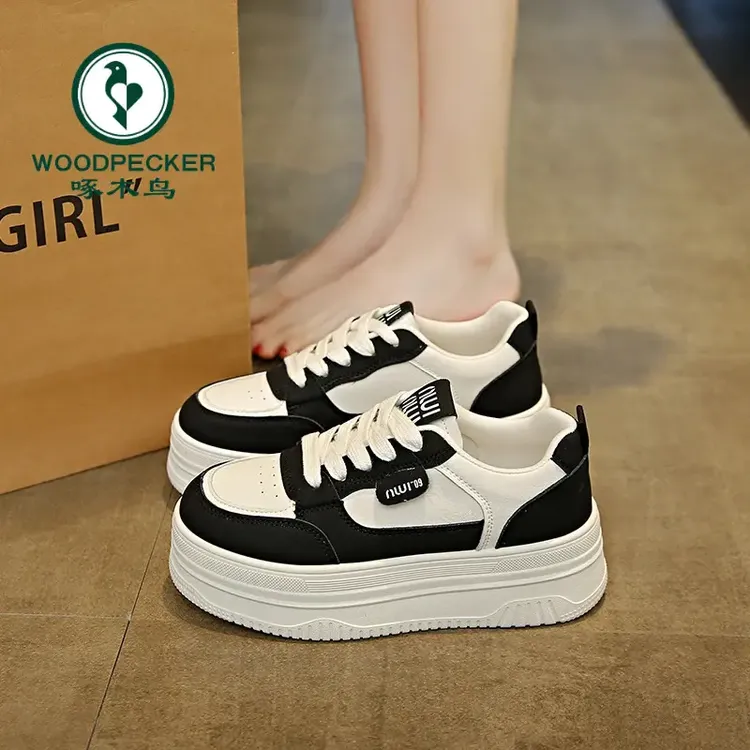 啄木鸟松糕厚底小白鞋女2025春季新款百搭超火爆款面包鞋休闲板鞋